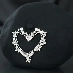 New Black Heart Rhinestones woolen Beautiful casual British painters beret hat 2024 Winter Women Wool Beret Love Heart Rhinestone British  main image 4
